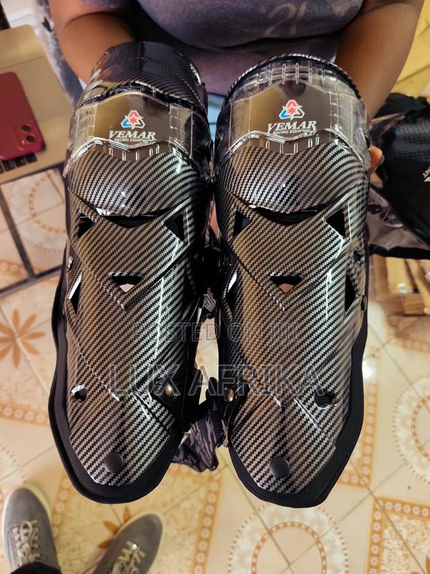 Protective Knee Guards (Vemar)
