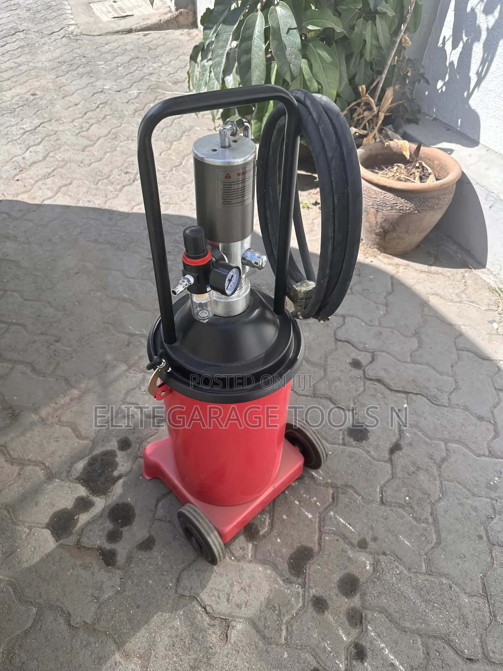 High Quality Improved Pneumatic Grease Machine