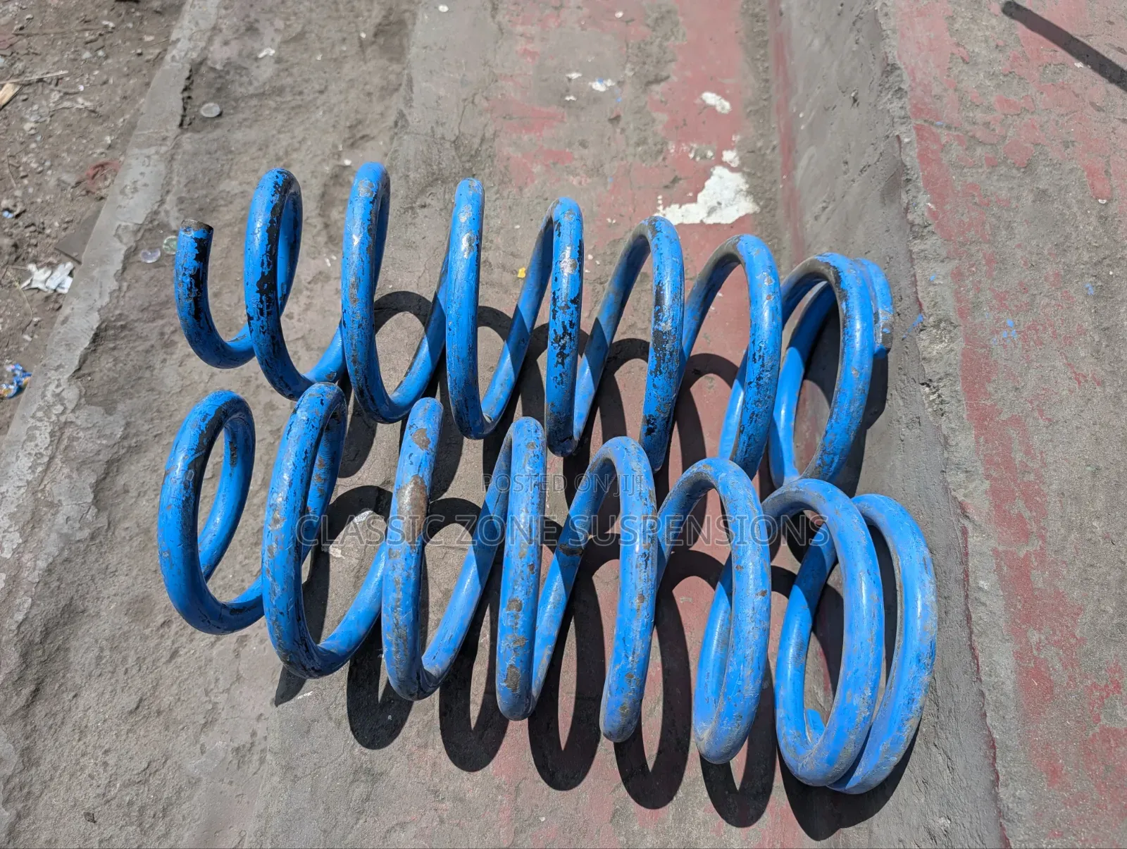 Toyota Land Cruiser 100series Back Springs.