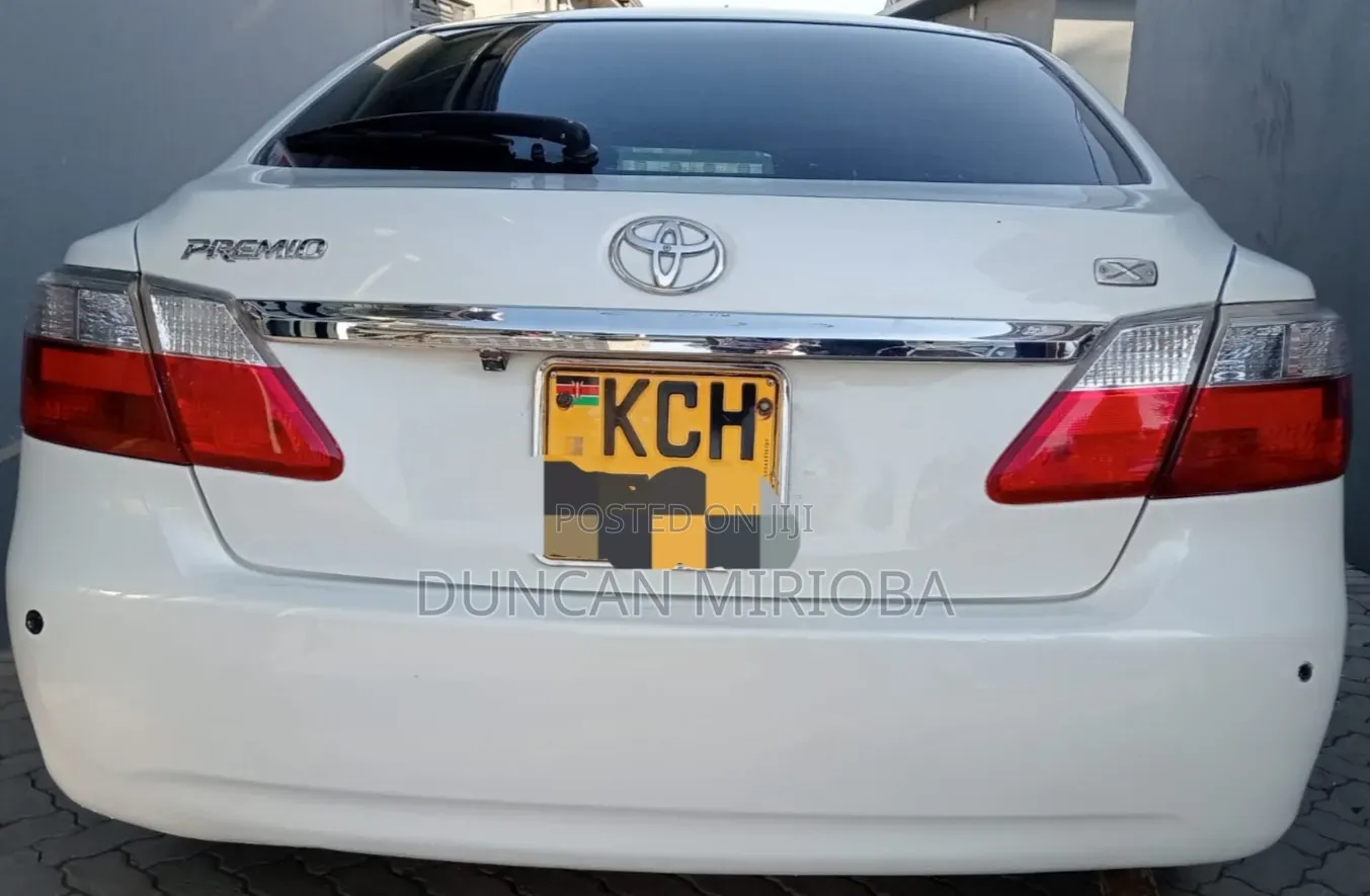 Toyota Premio 2009 White