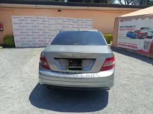 Mercedes-Benz C-Class 2009 Gray
