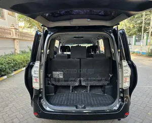 Toyota Voxy 2014 Black
