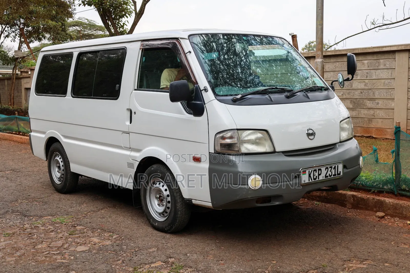 Nissan Vanette 2011 White