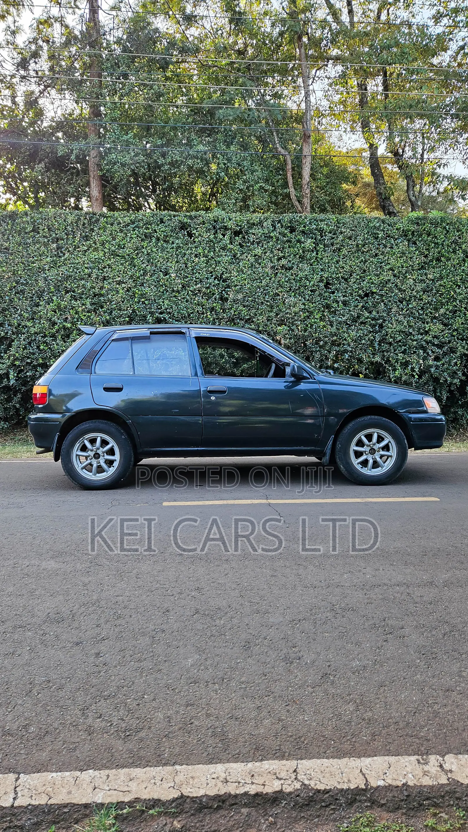 Toyota Starlet 1997 Black