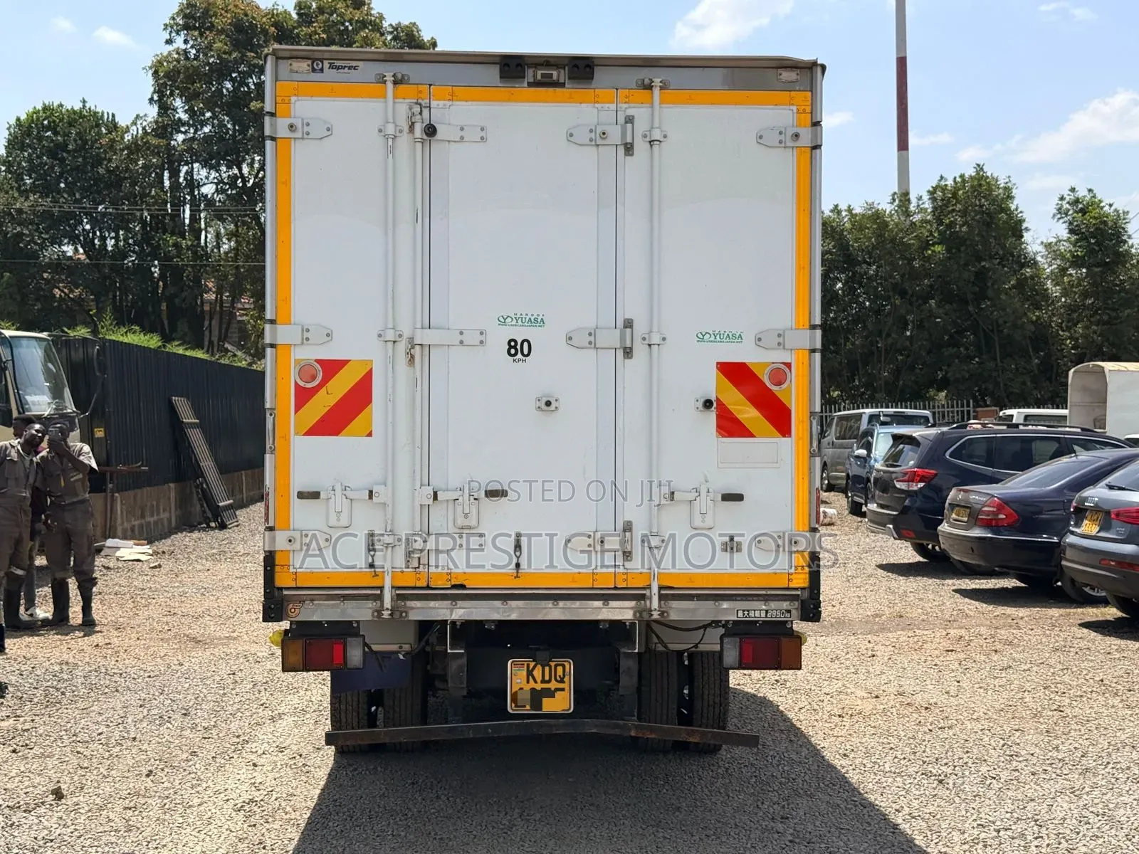 Isuzu Elf 4000cc Auto 2018
