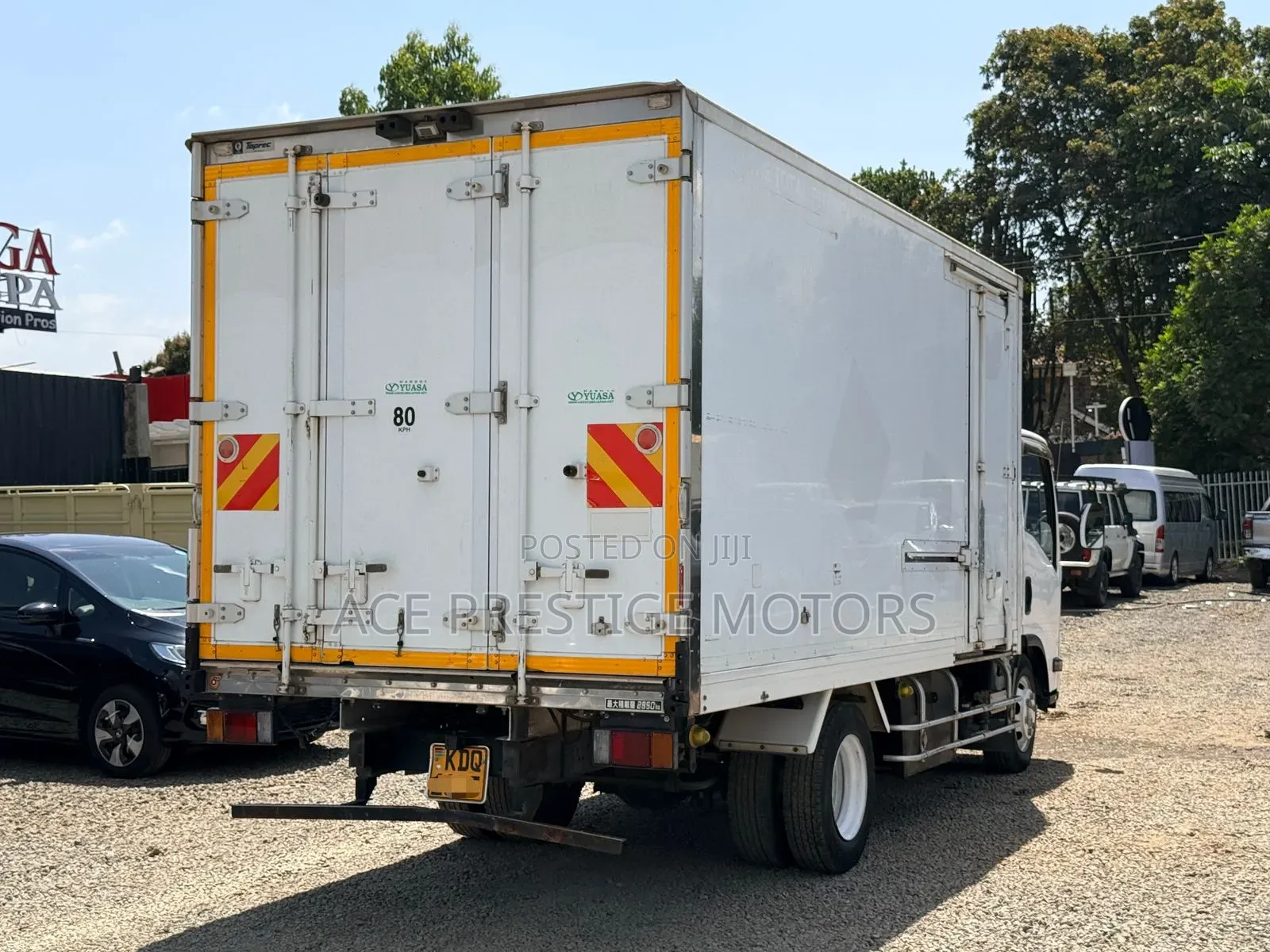 Isuzu Elf 4000cc Auto 2018