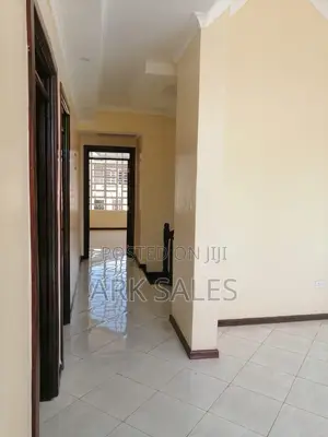 5bdrm Maisonette in Kiambu CBD for sale