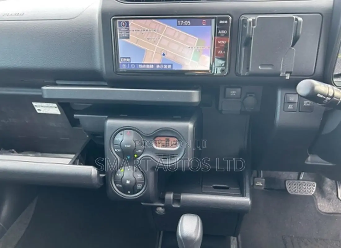Toyota Probox 1.5 Hybrid DX 2021