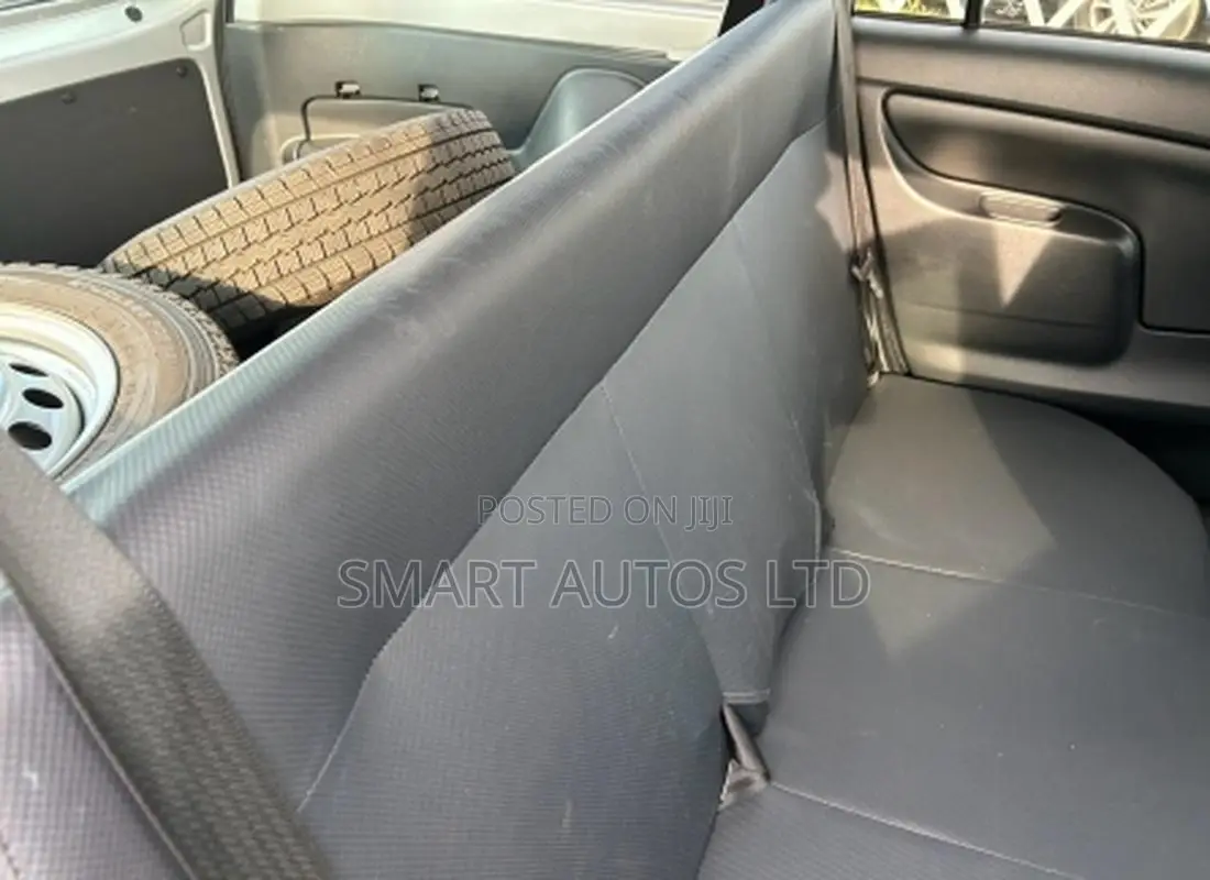 Toyota Probox 1.5 Hybrid DX 2021