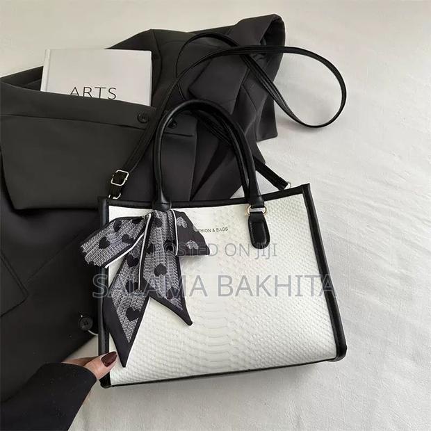 Stylish Women's Shoulder Tote Bag