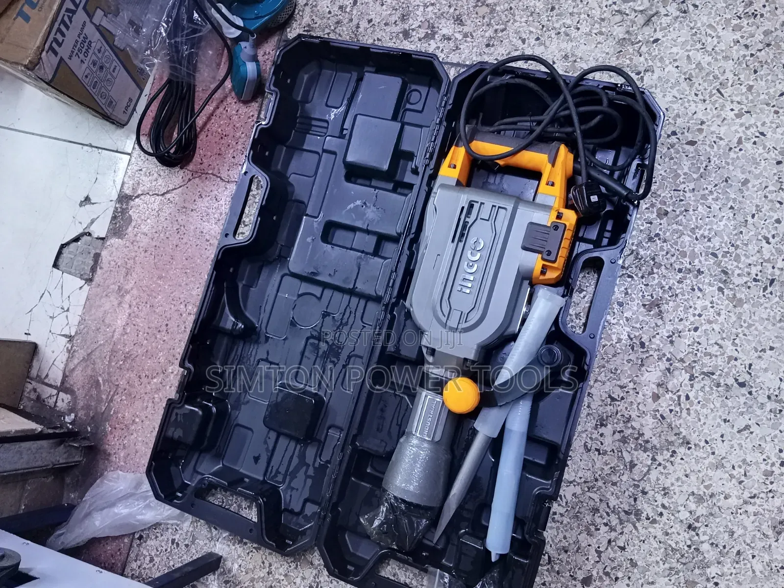 Ingco PDB17008 Demolition Breaker.....