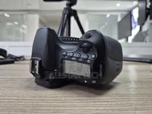 Canon Eos 60d DSLR Camera