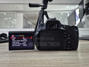 Canon Eos 60d DSLR Camera
