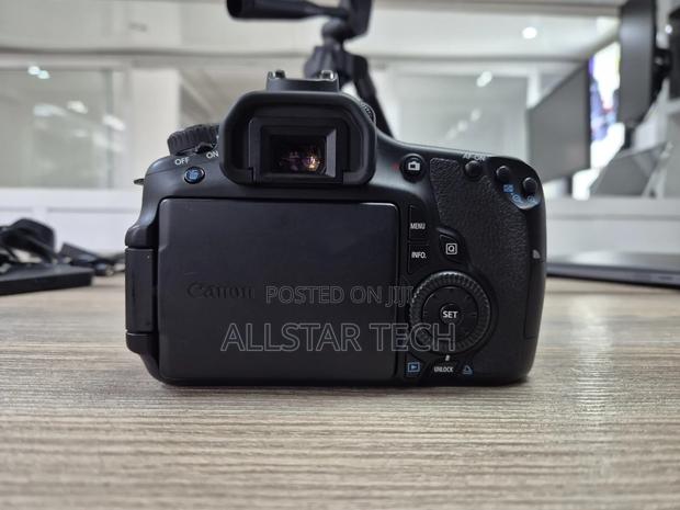 Canon Eos 60d DSLR Camera - thumbnail 4