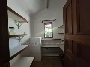 5bdrm House in Runda for rent