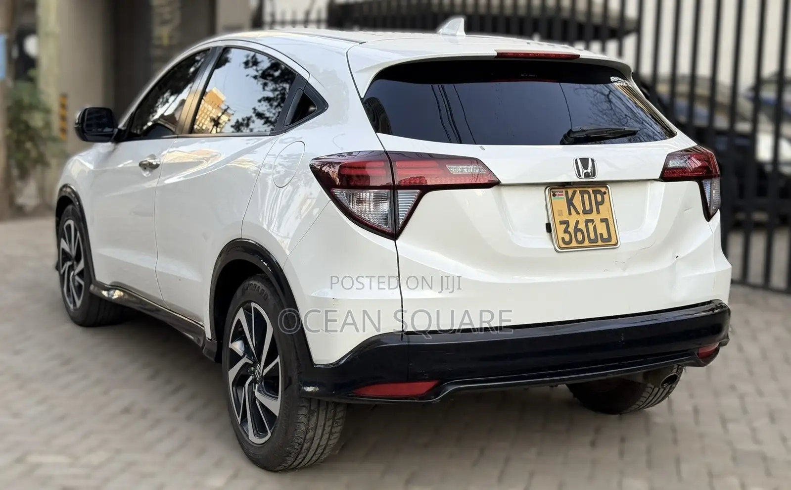 Honda Vezel 2018 White