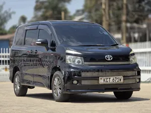 Toyota Voxy 2011 Black