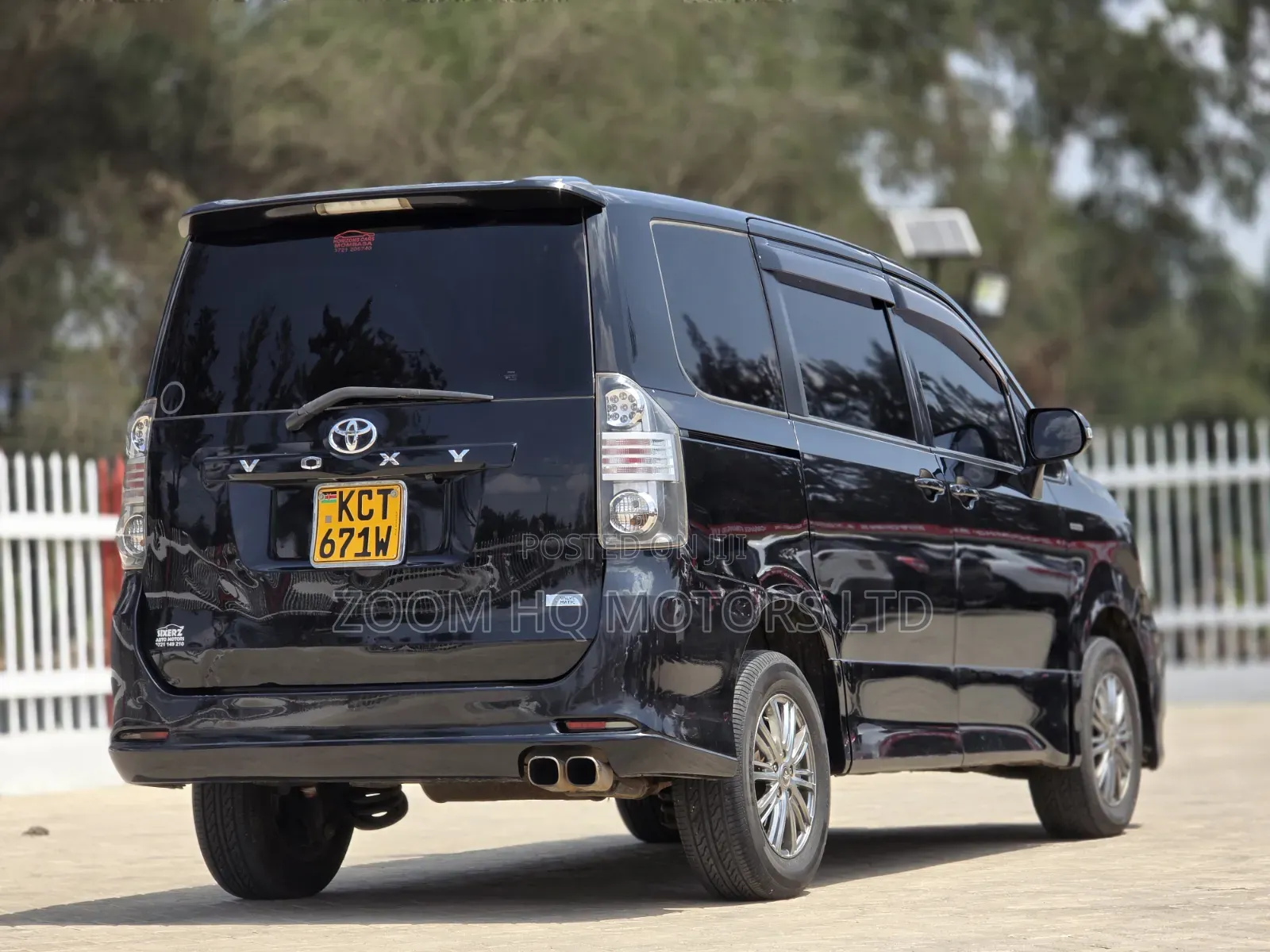 Toyota Voxy 2011 Black