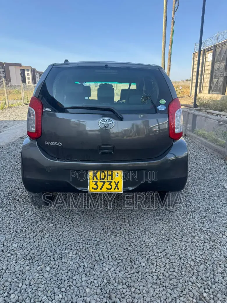 Toyota Passo 2015 Black