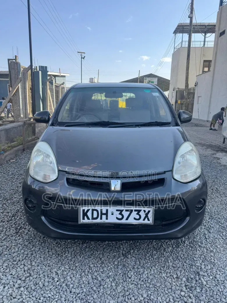 Toyota Passo 2015 Black