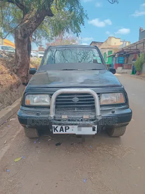 Suzuki Escudo 1996 Black