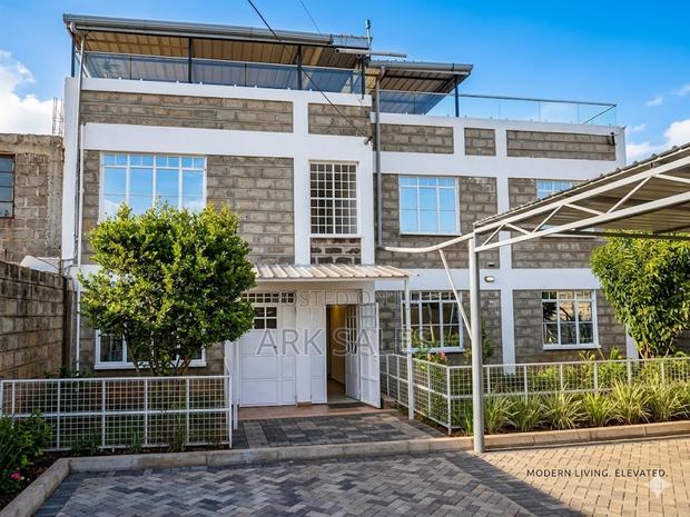 3bdrm Maisonette in Lukenya for sale