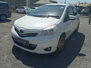 Toyota Vitz 2011 White
