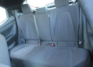 Toyota Yaris 2021 Pearl
