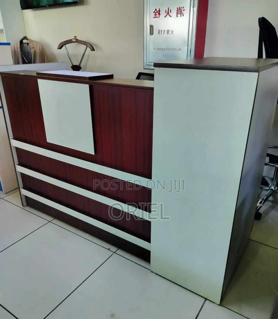 Office Reception Desk : 1600mm Customer Service Desk