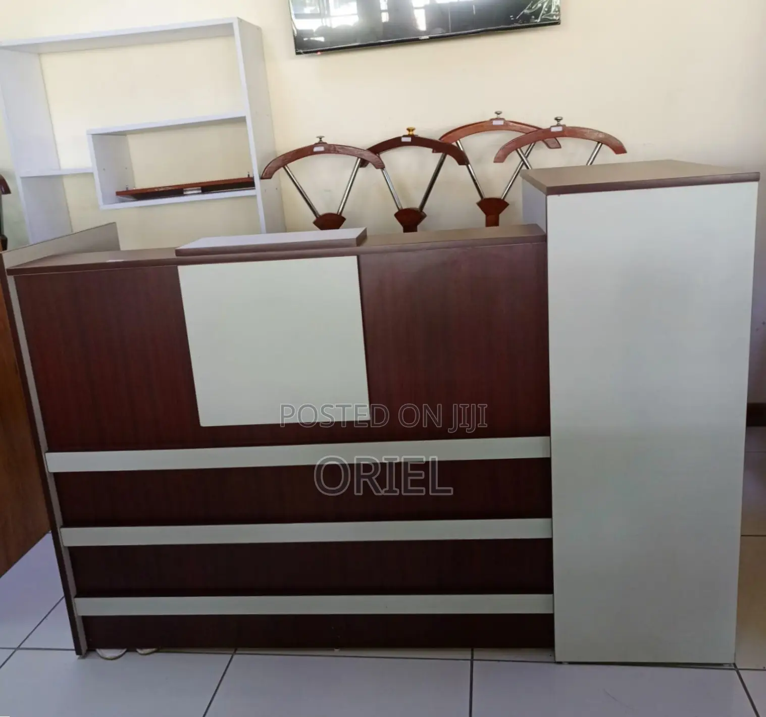Office Reception Desk : 1600mm Customer Service Desk