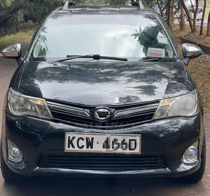 Toyota Corolla Fielder 2013