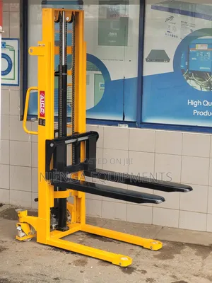 AICO Heavy-Duty Hydraulic Pallet Stacker
