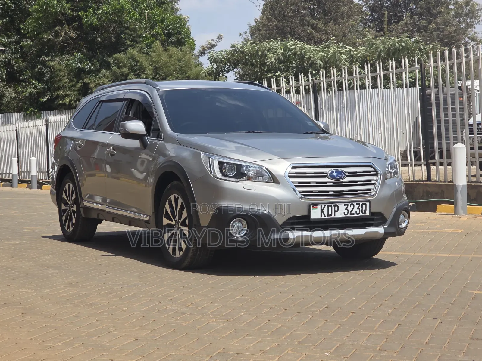 Subaru Outback 2016 Silver