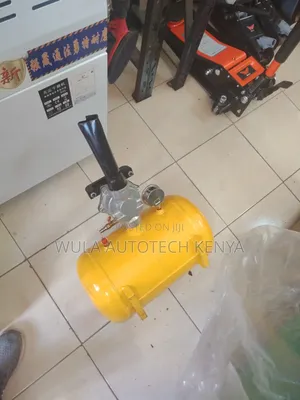 Integrated Carrying Handle Heavy Duty Tyre Bluster Sunshine Italy