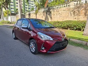 Toyota Vitz 1.5 FWD Hybrid 5dr 2019 Red