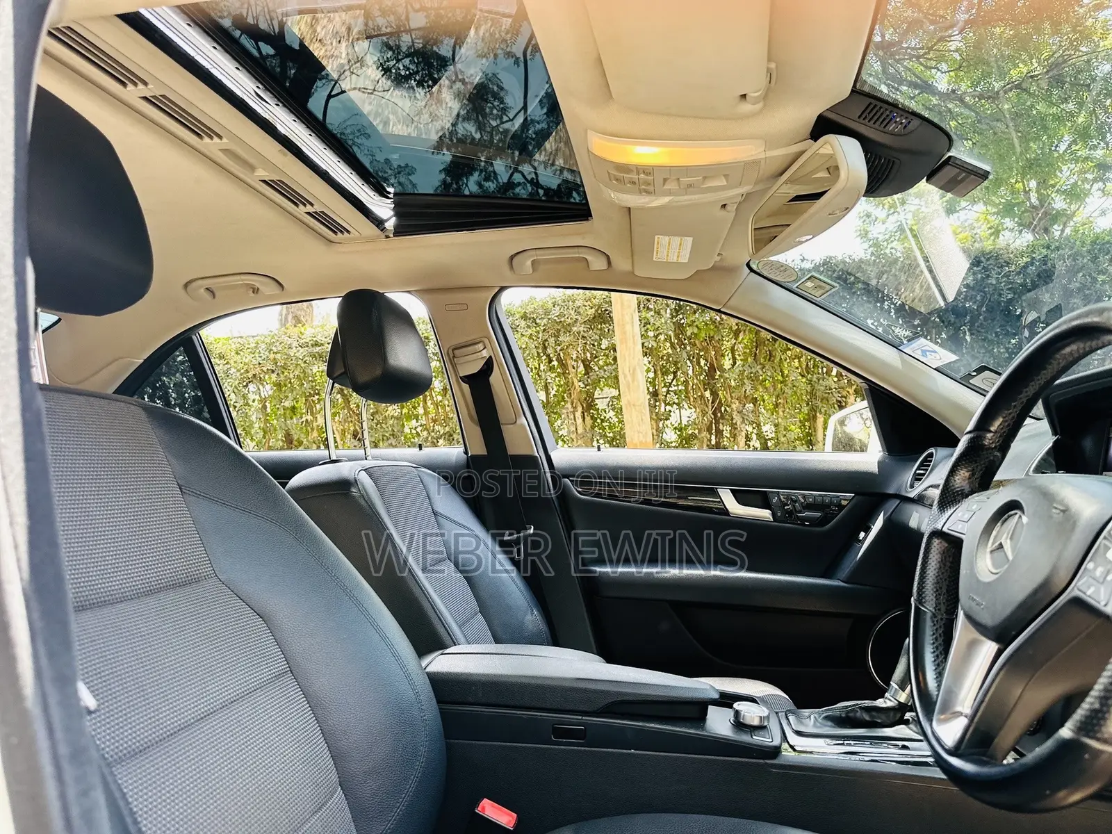 Mercedes-Benz C200 2011 White
