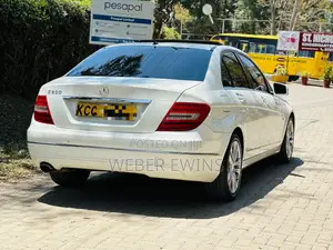 Mercedes-Benz C200 2011 White