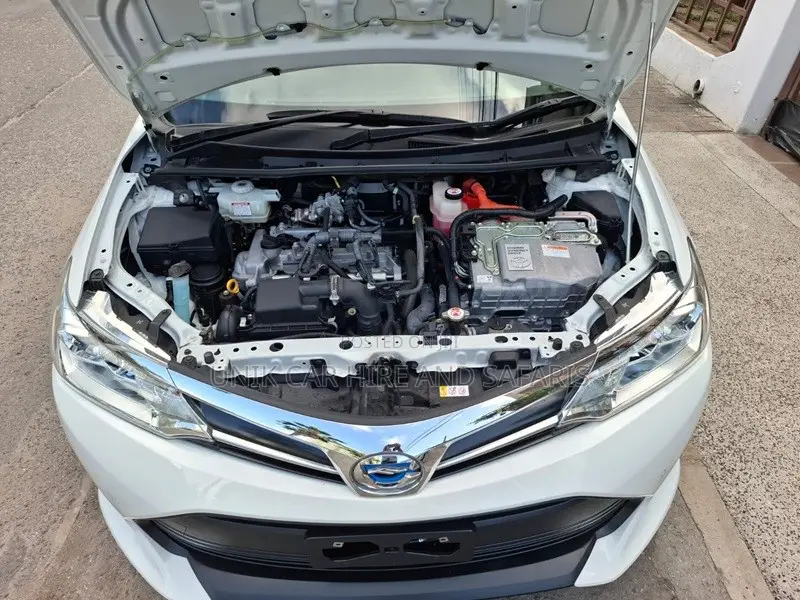 Toyota Axio 1.5 Hybrid 2WD 2020 White