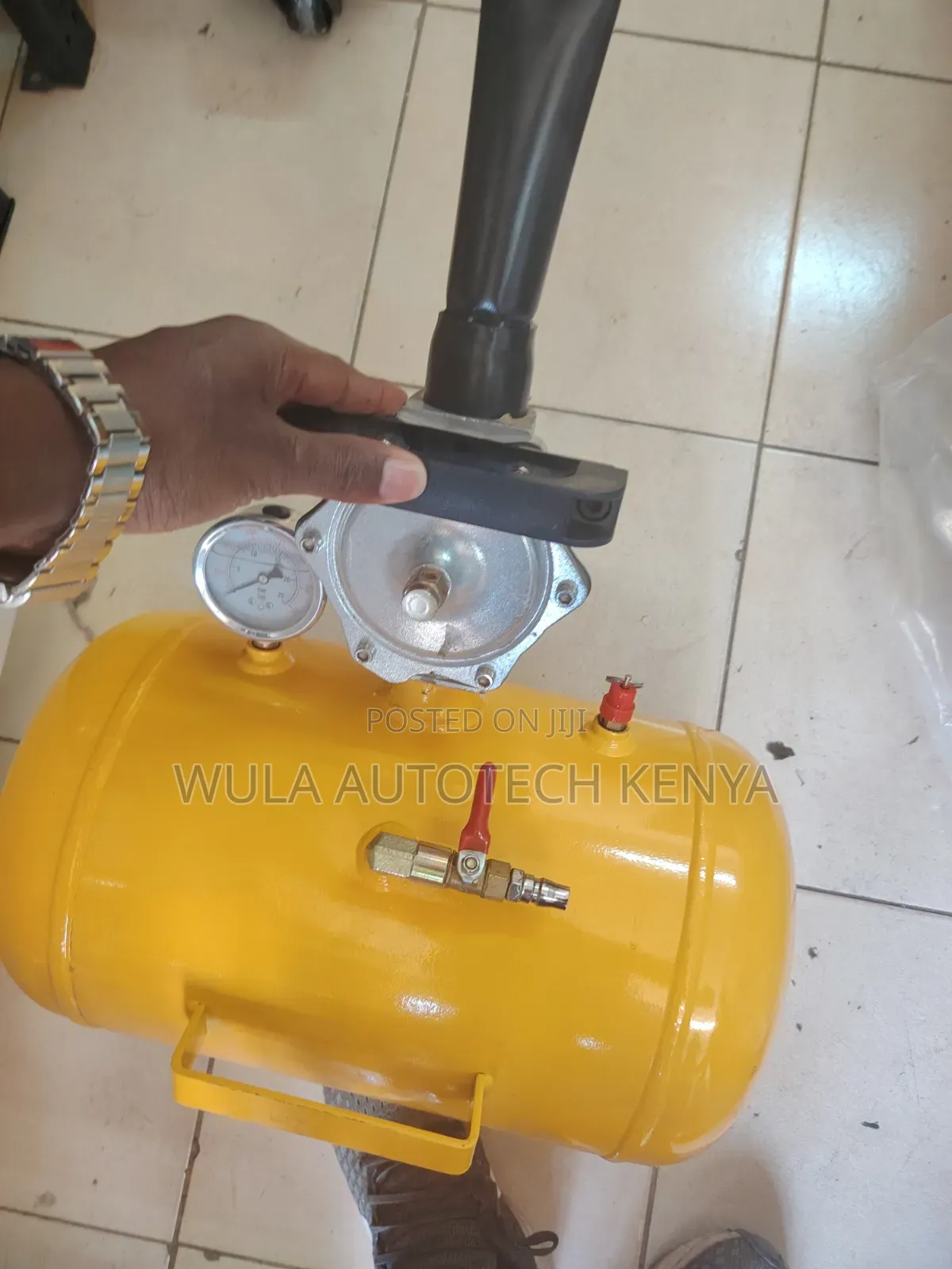 Modern Design Heavy Duty Tyre Bluster Rim and Tyre Liner Machine Wula