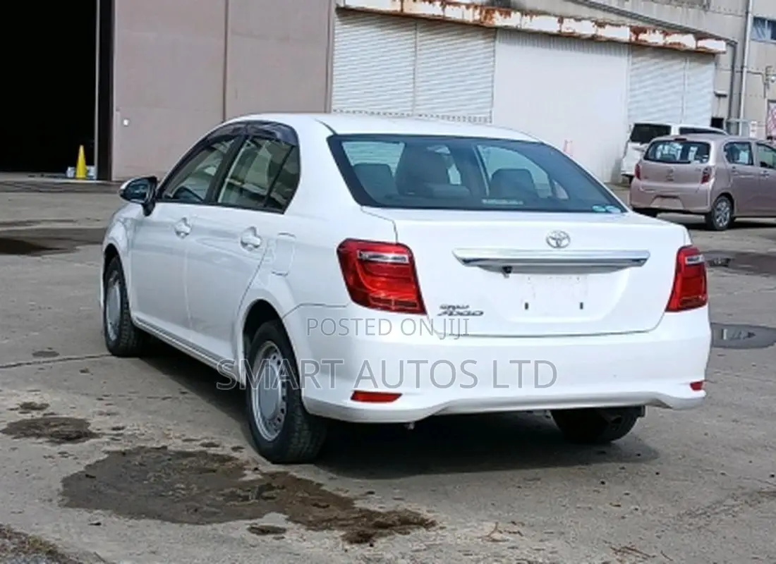 Toyota Axio 2020