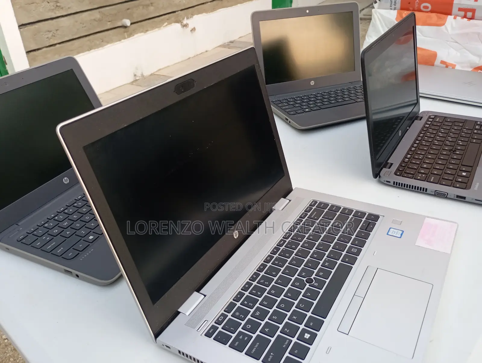 Laptop HP EliteBook 820 G3 4GB Intel Core i5 HDD+SSD 512GB