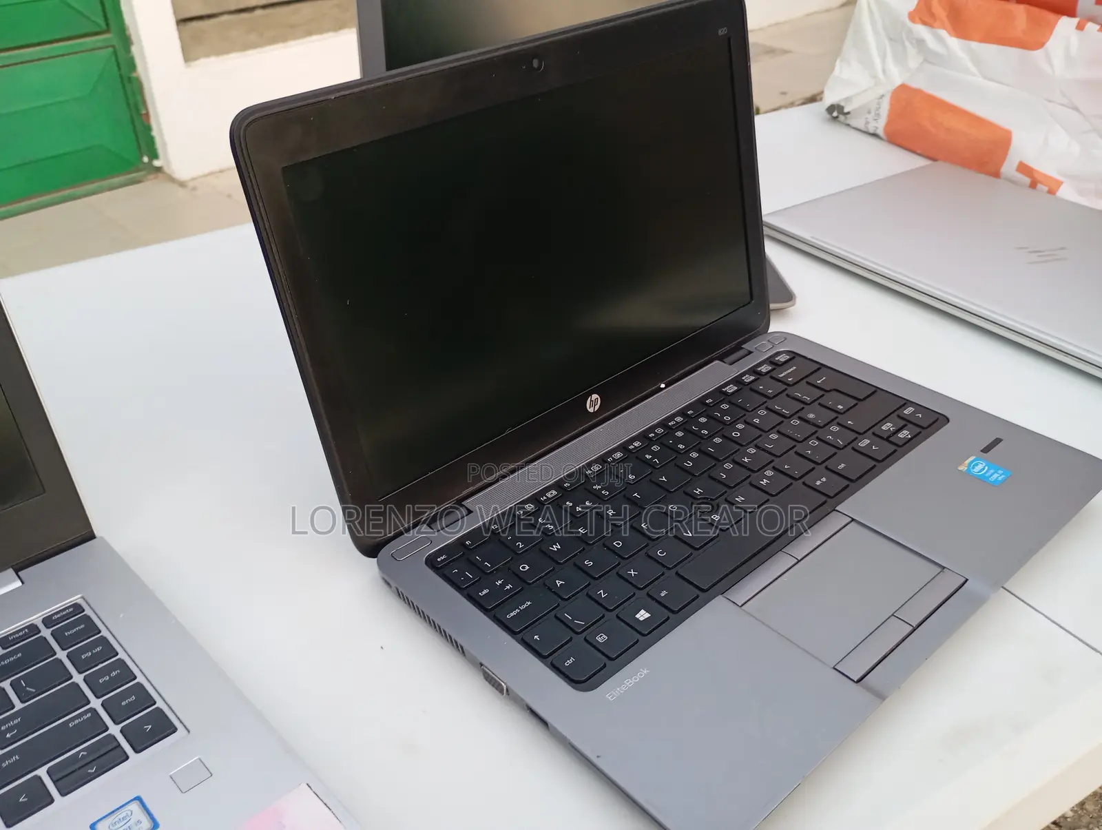 Laptop HP EliteBook 820 G3 4GB Intel Core i5 HDD+SSD 512GB