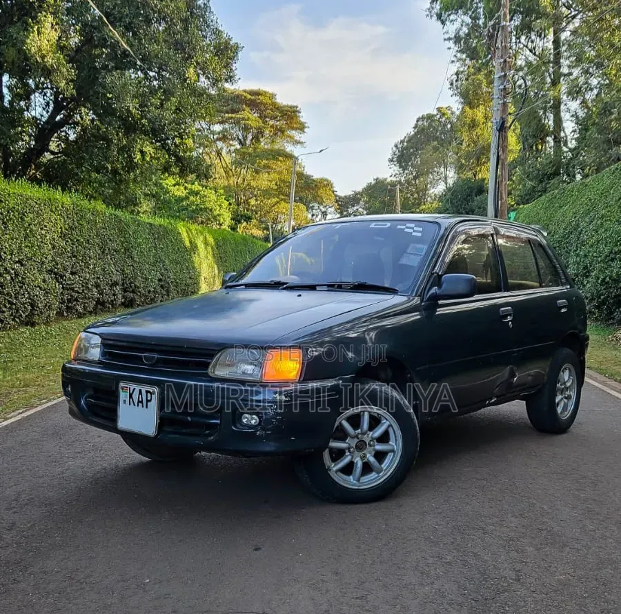 Toyota Starlet 1997 Blue