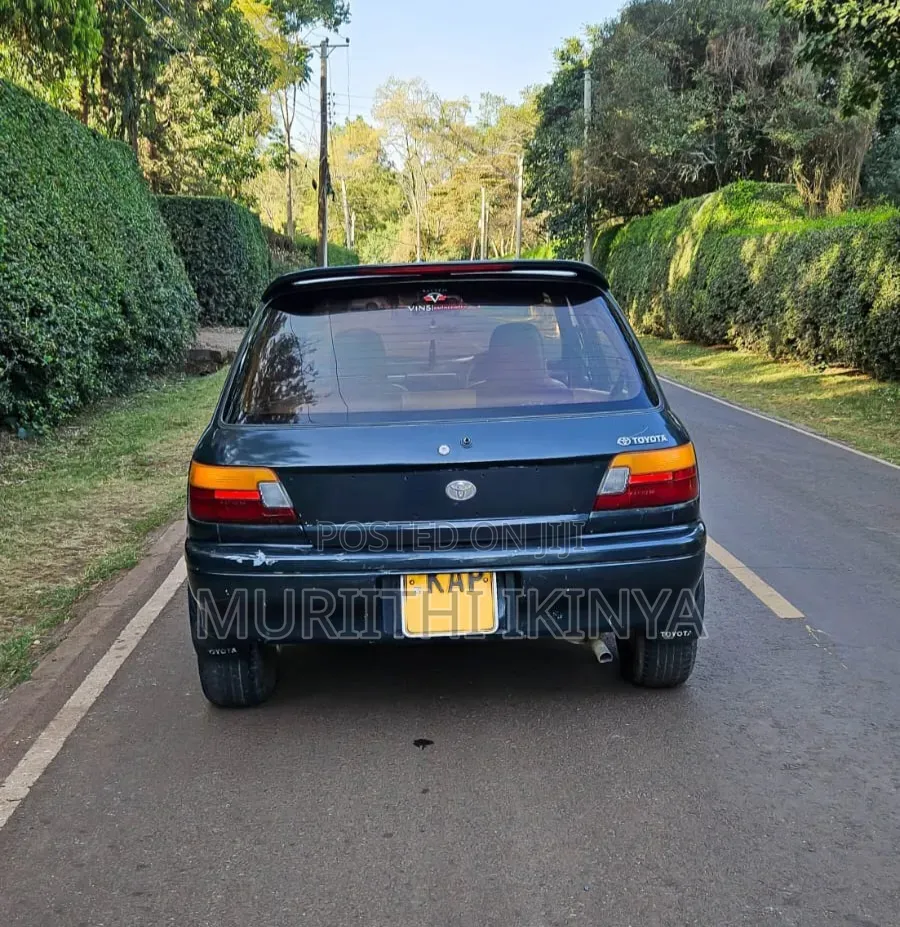 Toyota Starlet 1997 Blue