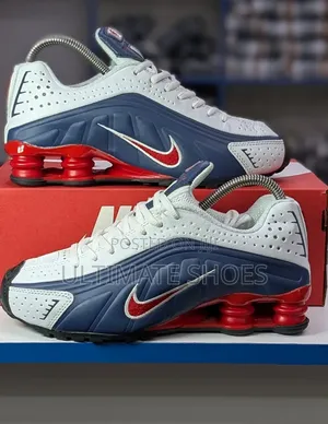 Nike Shox R4
