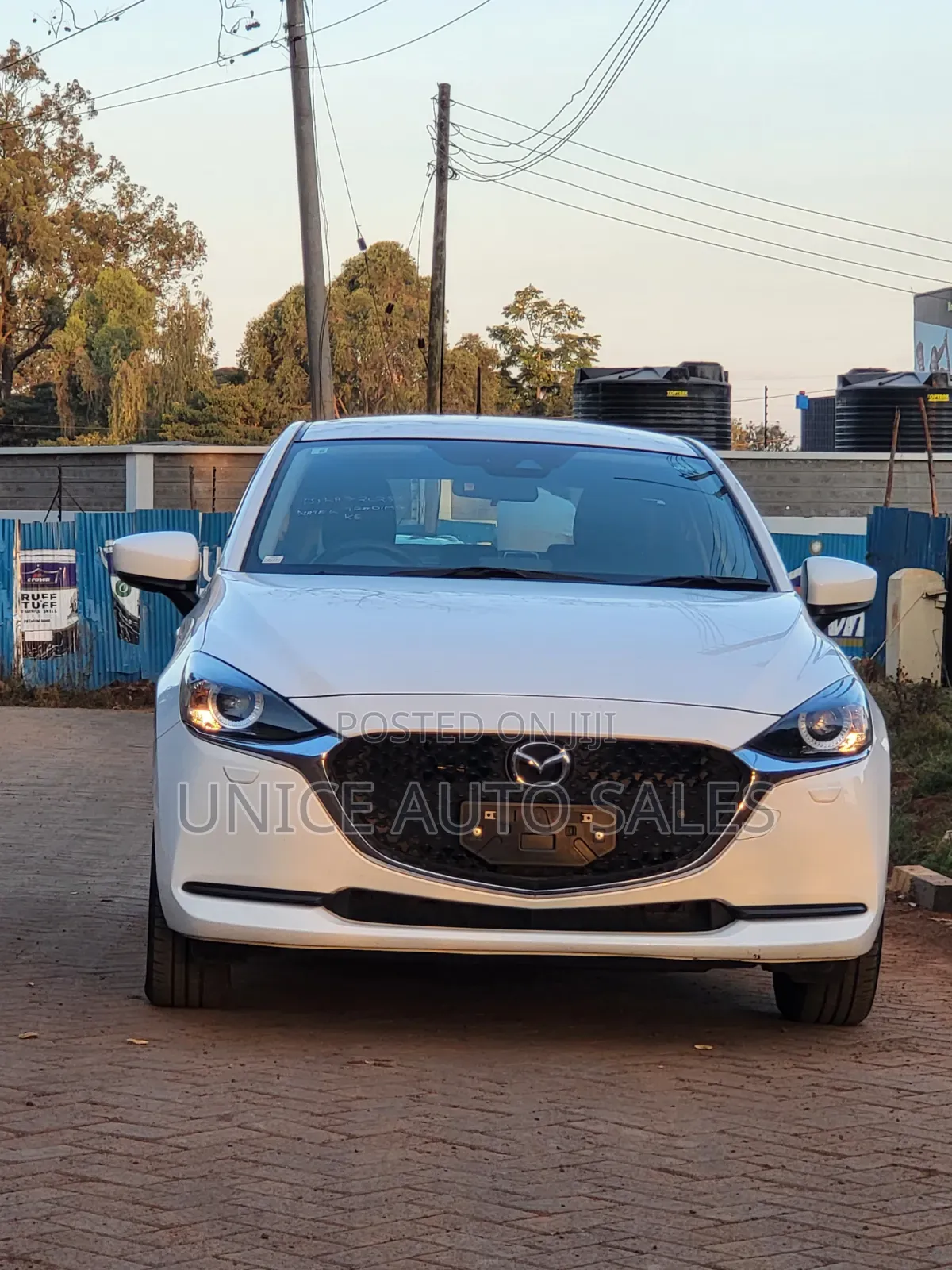 Mazda 2 2019 White