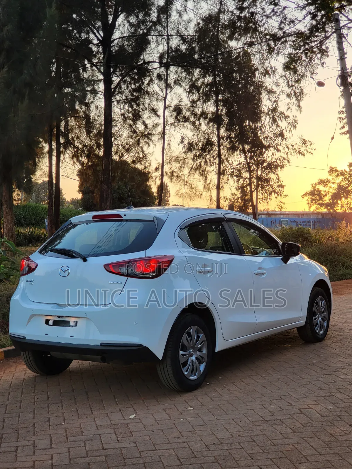 Mazda 2 2019 White
