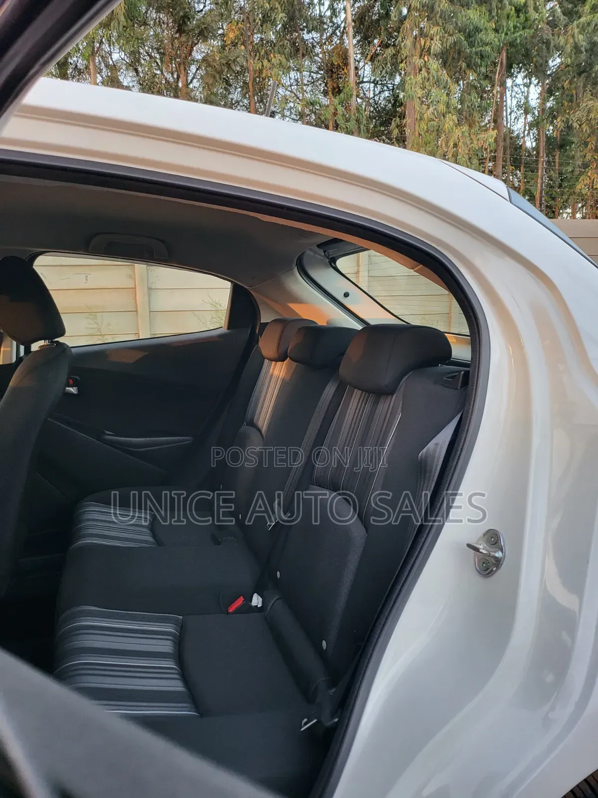 Mazda 2 2019 White