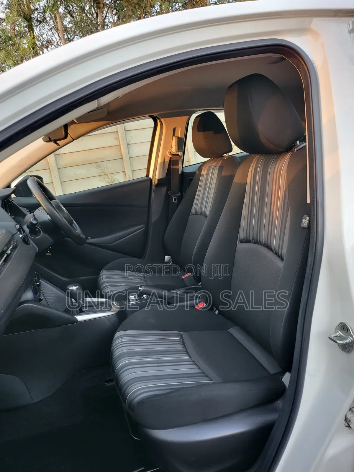 Mazda 2 2019 White