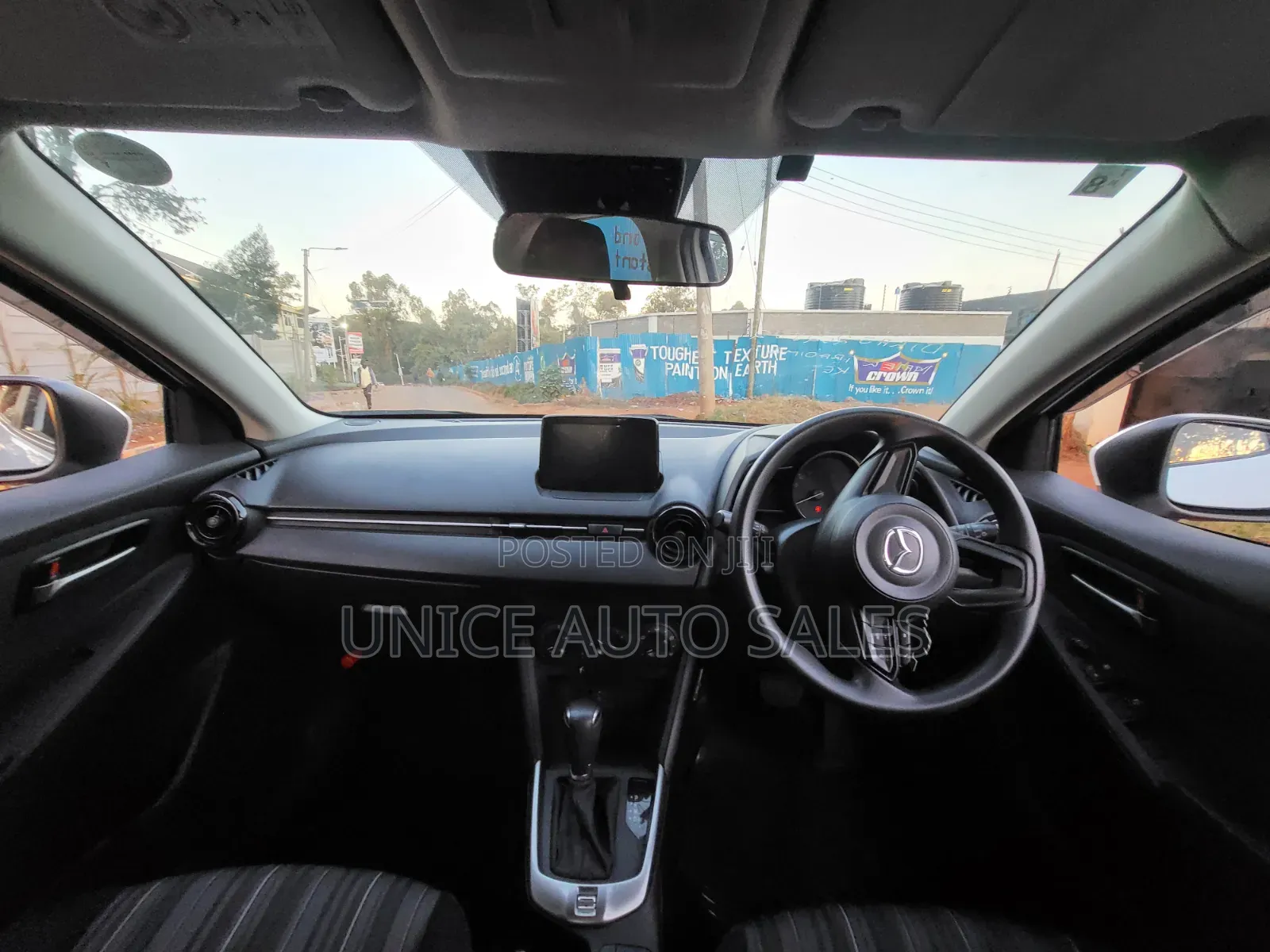 Mazda 2 2019 White